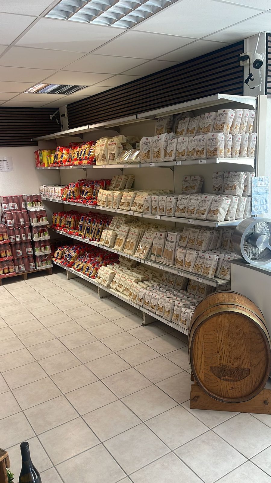 D'Alessandro Laden, Pasta-Regal und italienische Spezialitäten